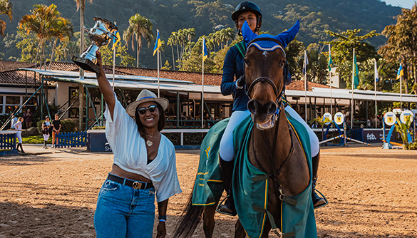 Helena Schmidt é campeã brasileira Jovem Cavaleiro A 2025
